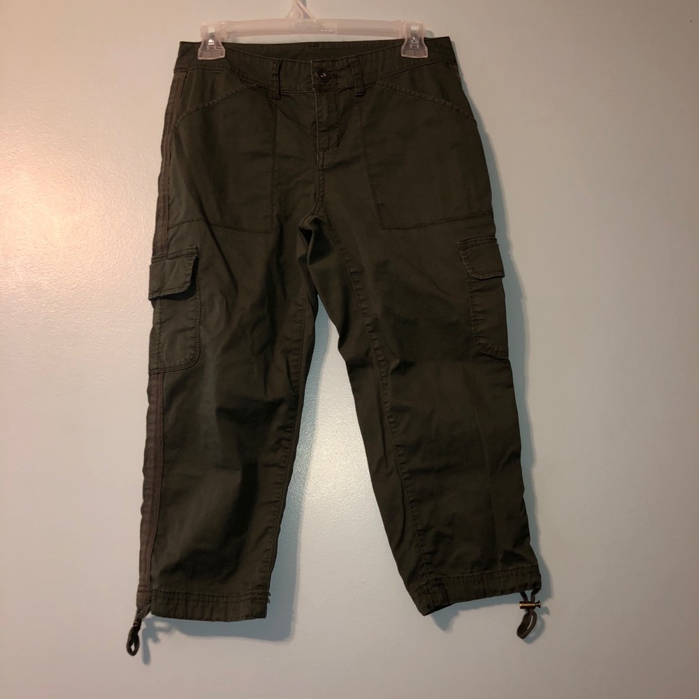 Capri Pants